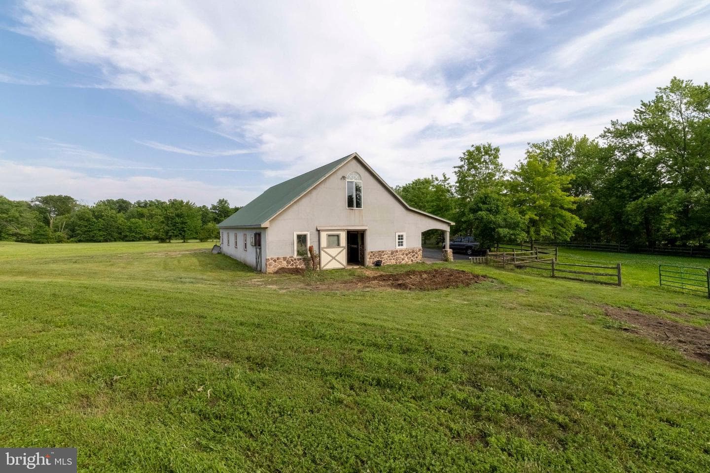 265 Walter Road photo 71