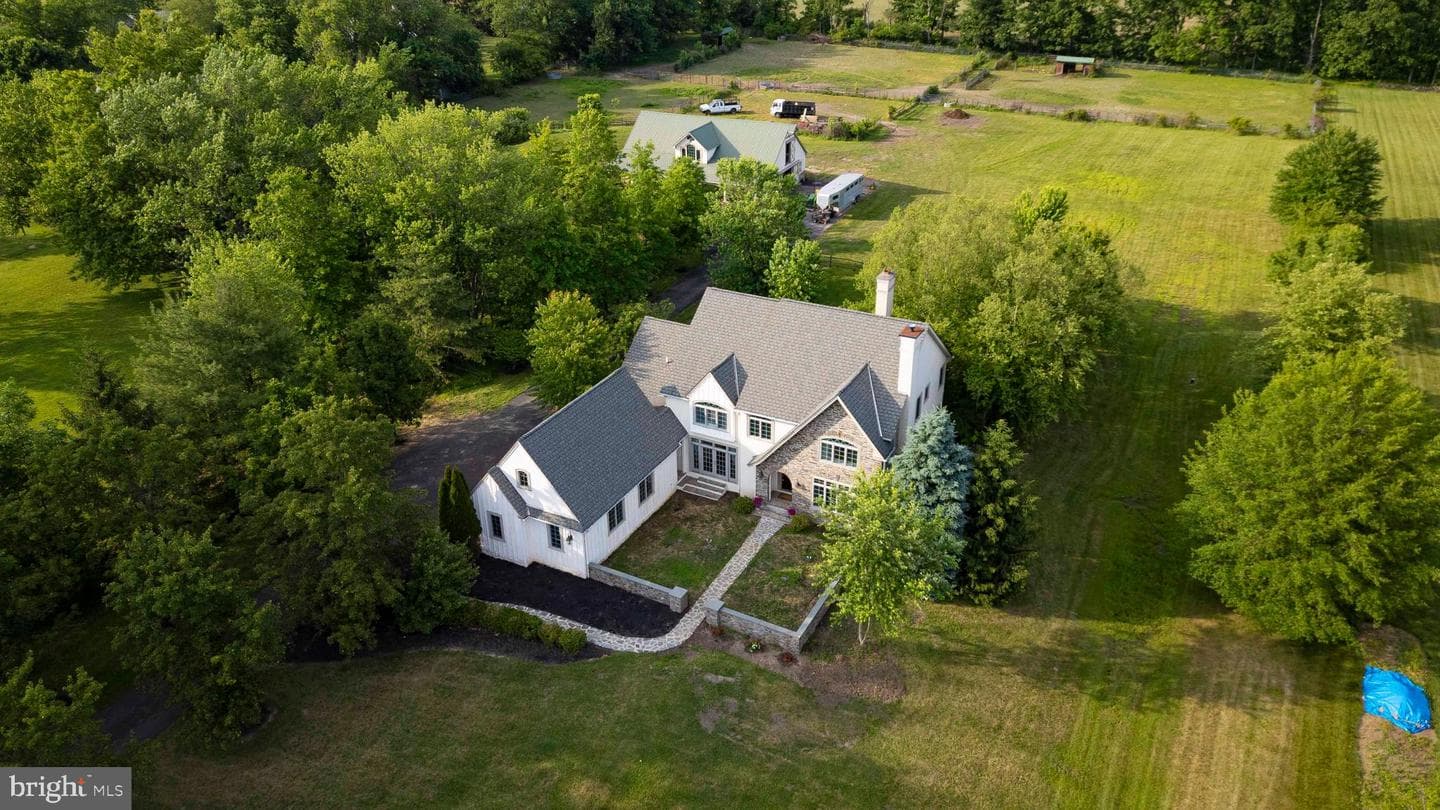 265 Walter Road photo 81