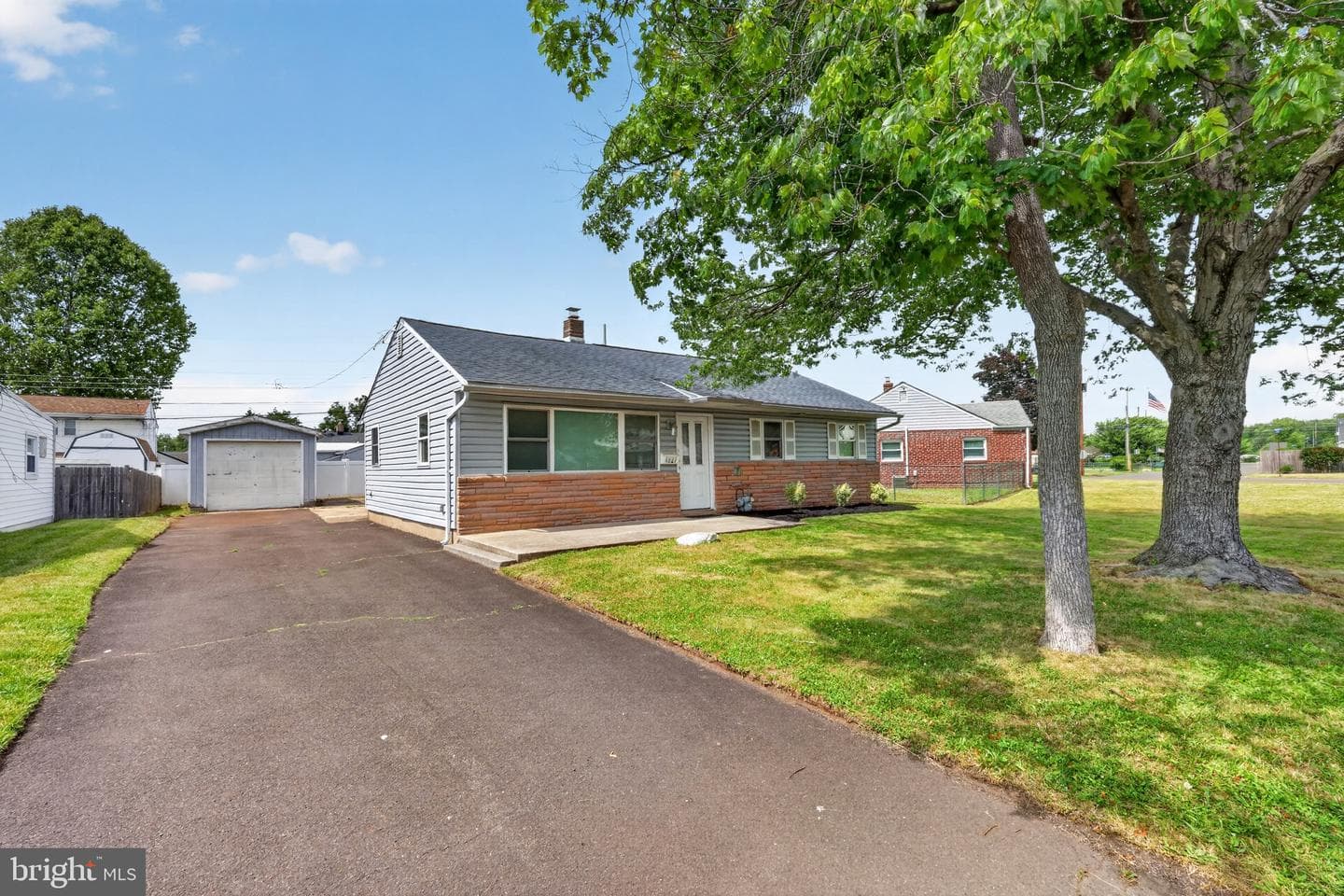 4627 Gary Drive photo 24