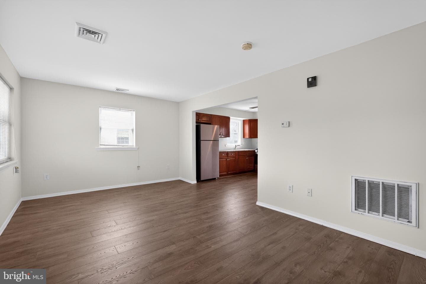4627 Gary Drive photo 5