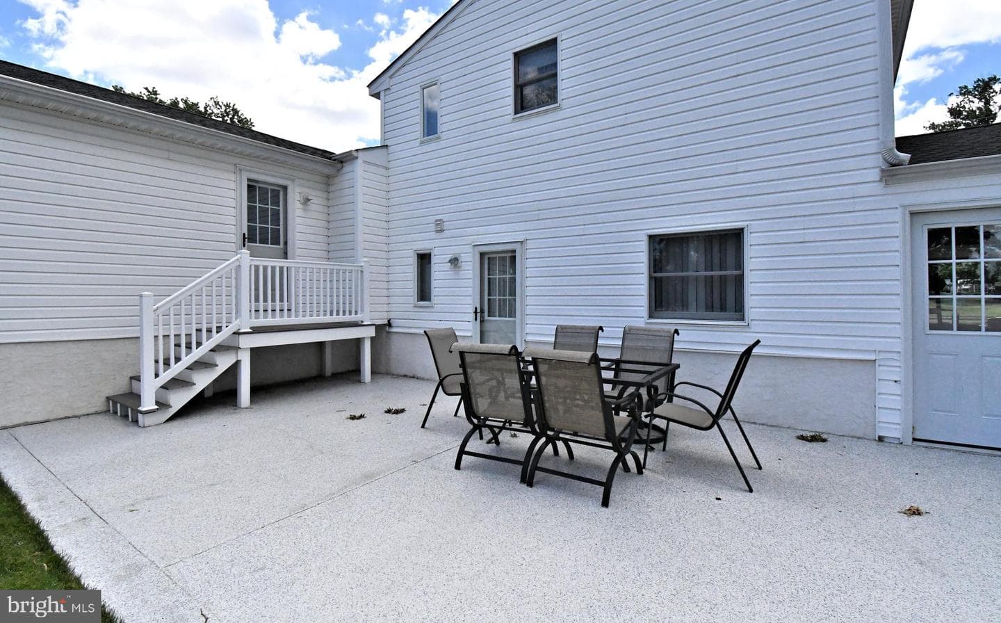 1443 Hampton Lane photo 24