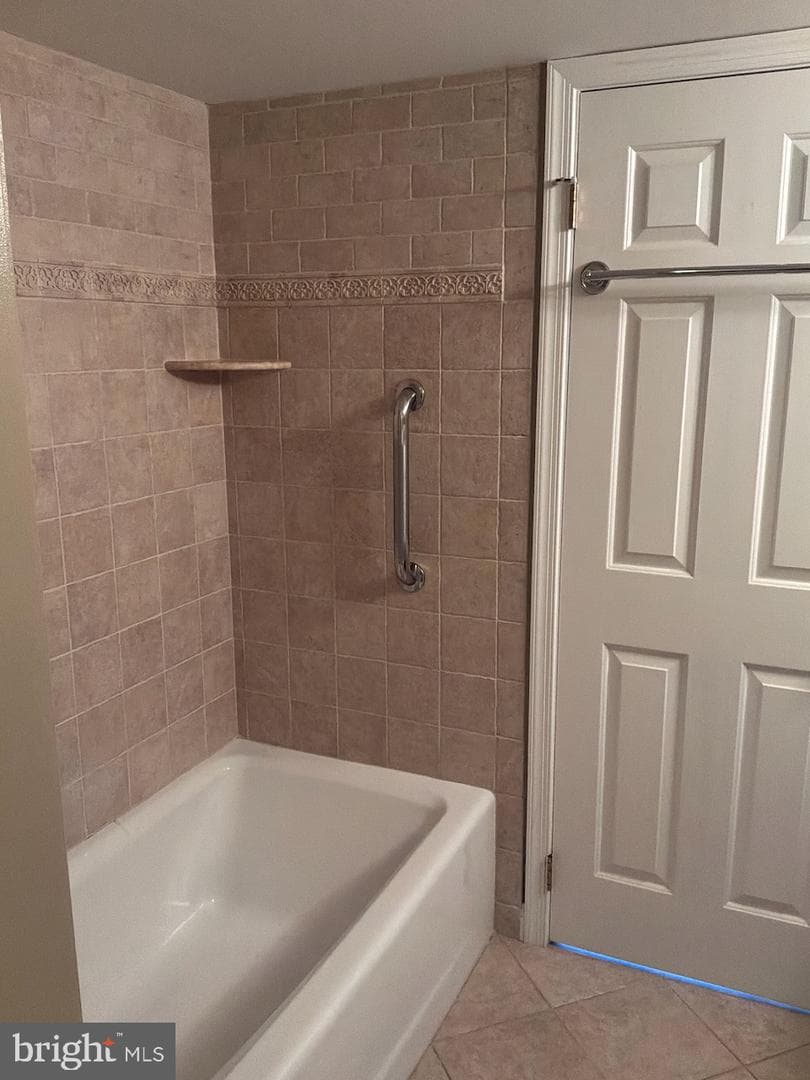 15 Hermitage Drive photo 19