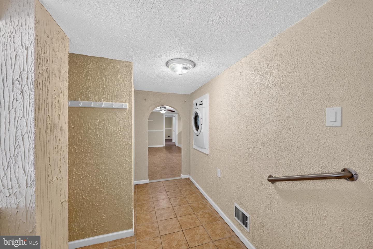 11 Williams Lane photo 25