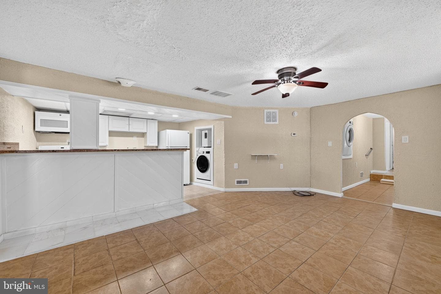 11 Williams Lane photo 28