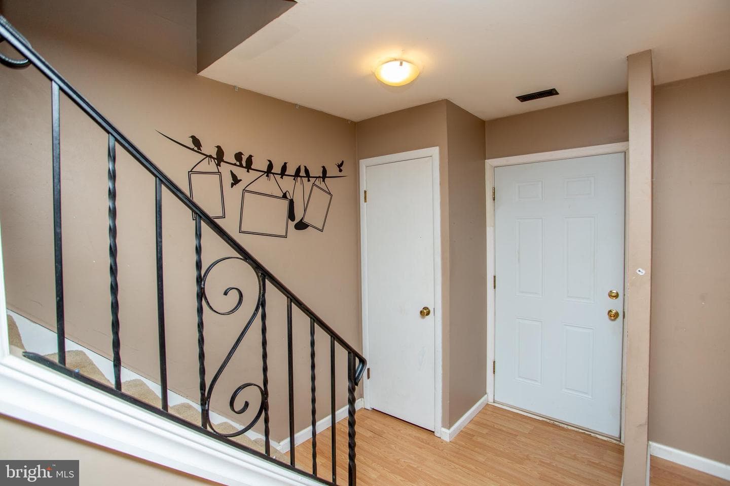 116 Linda Court photo 3