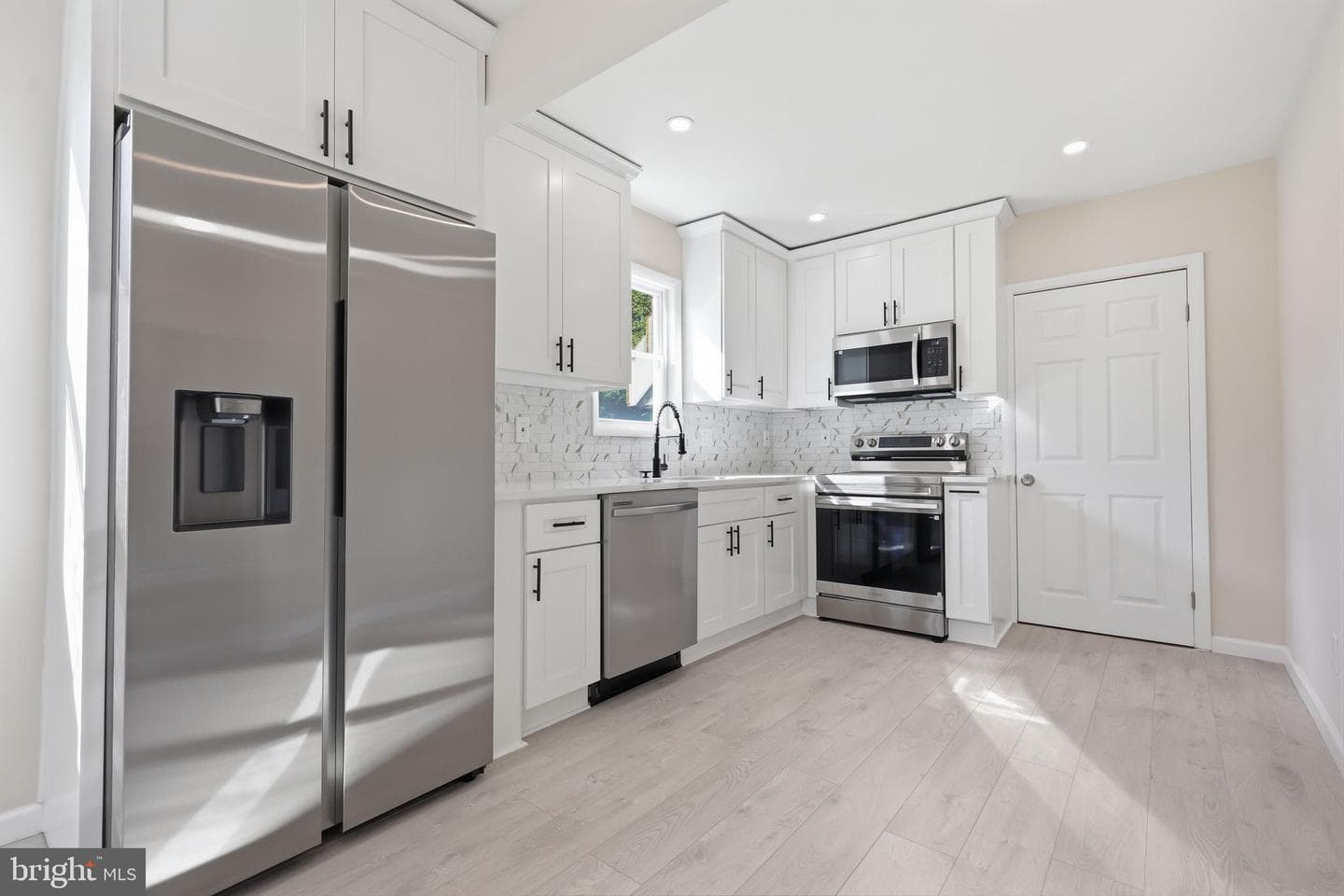 110 Elmwood Avenue photo 8