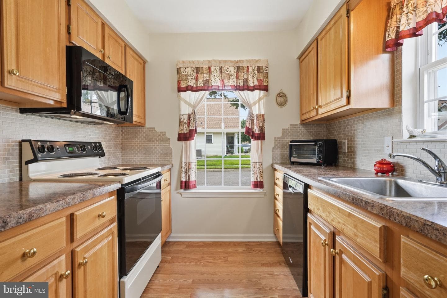 22 Avenrowe Court photo 9
