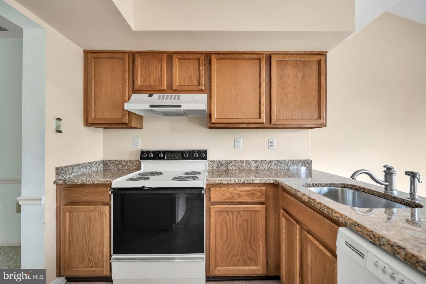 115 Mulberry Drive photo 7