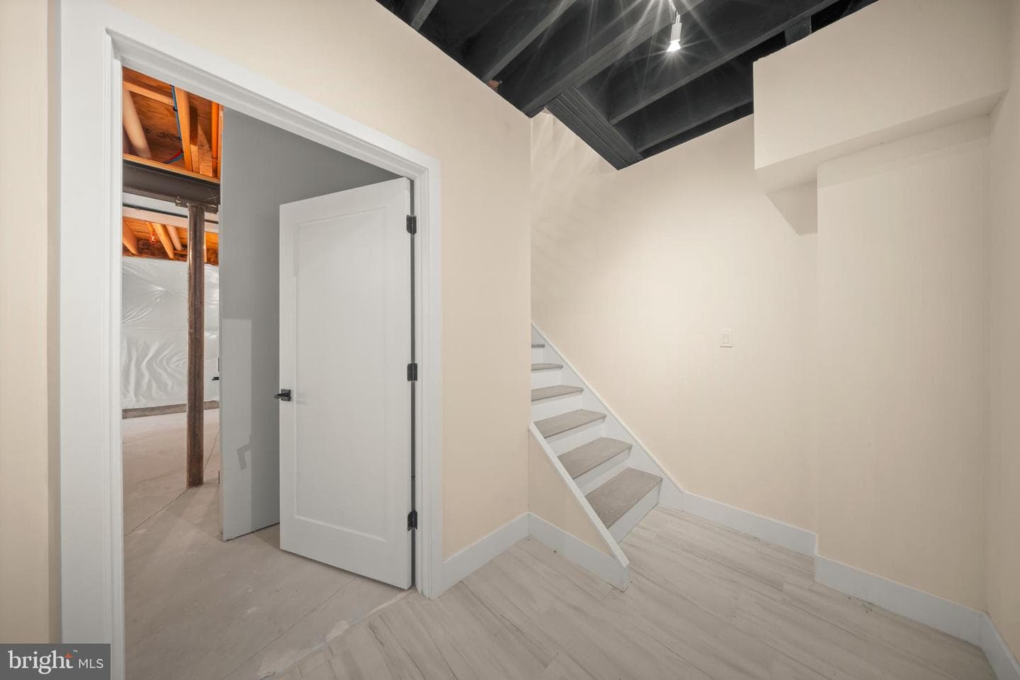 2947 Bridge Street photo 41