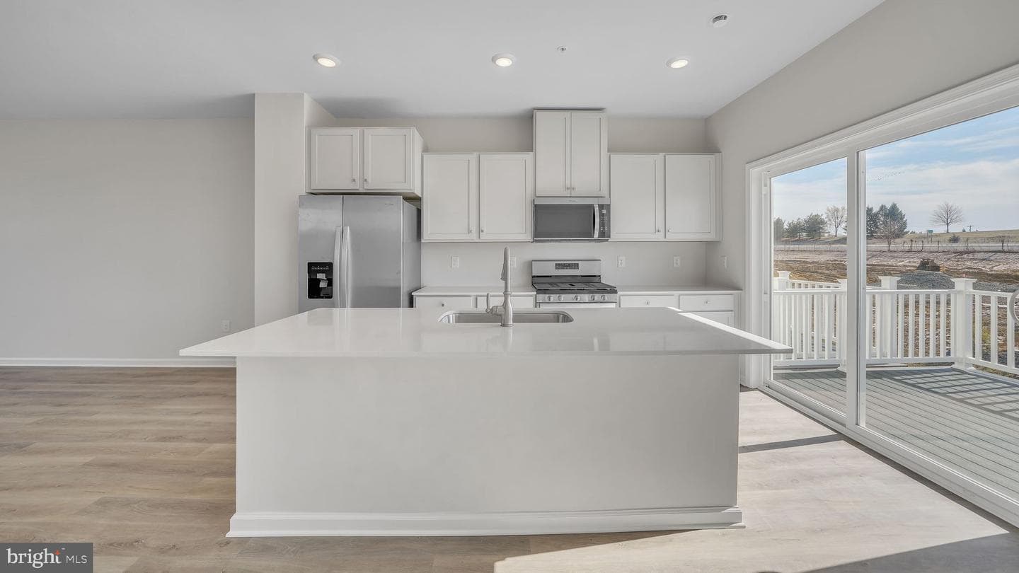 178 Bell Court photo 7