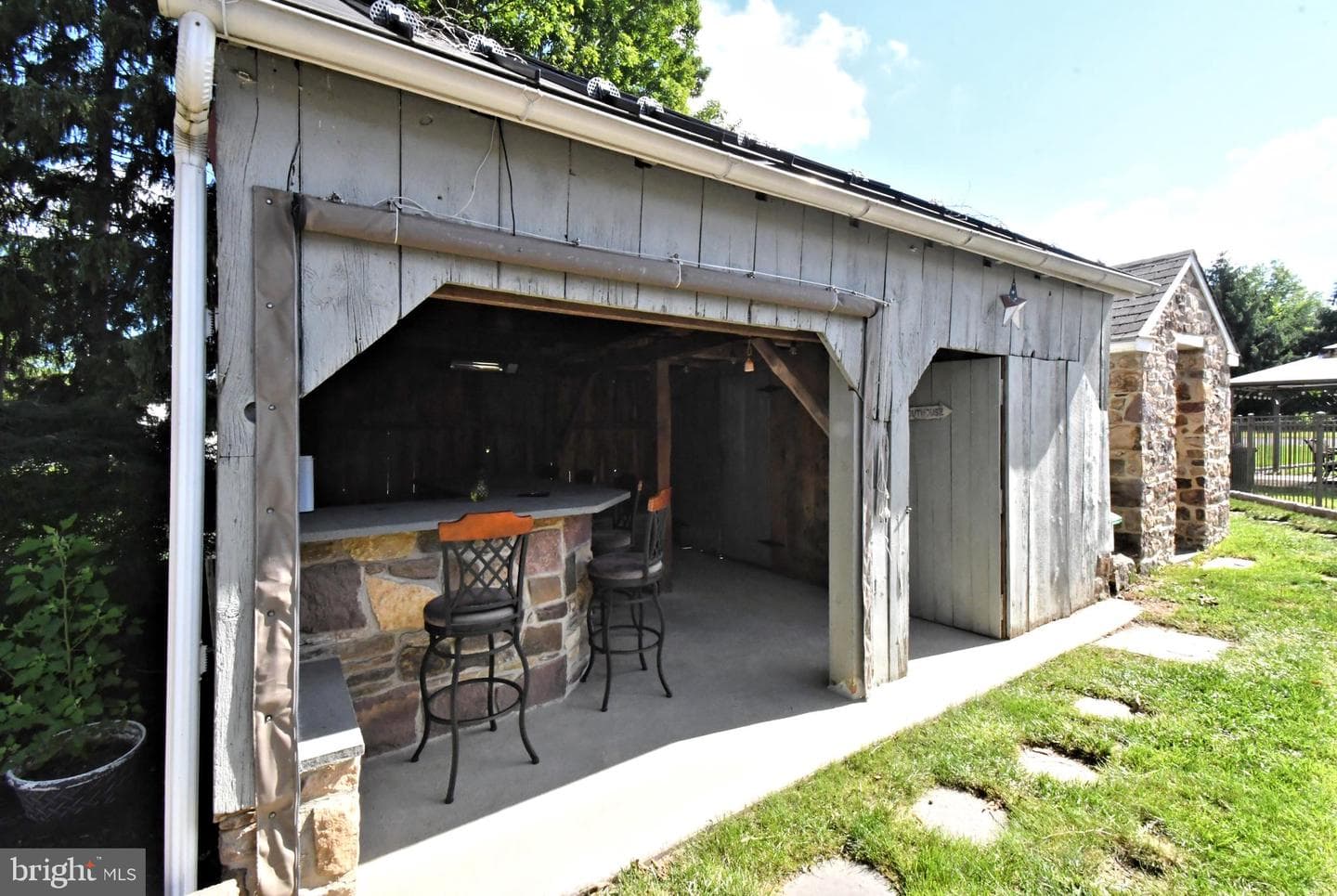 381 Holland Road photo 54