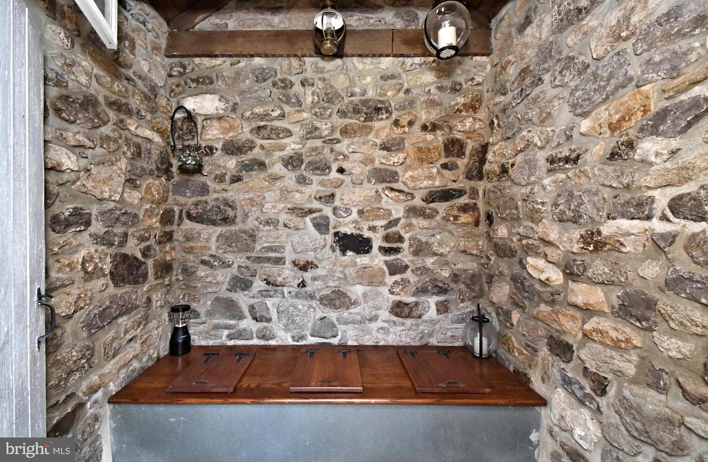 381 Holland Road photo 59