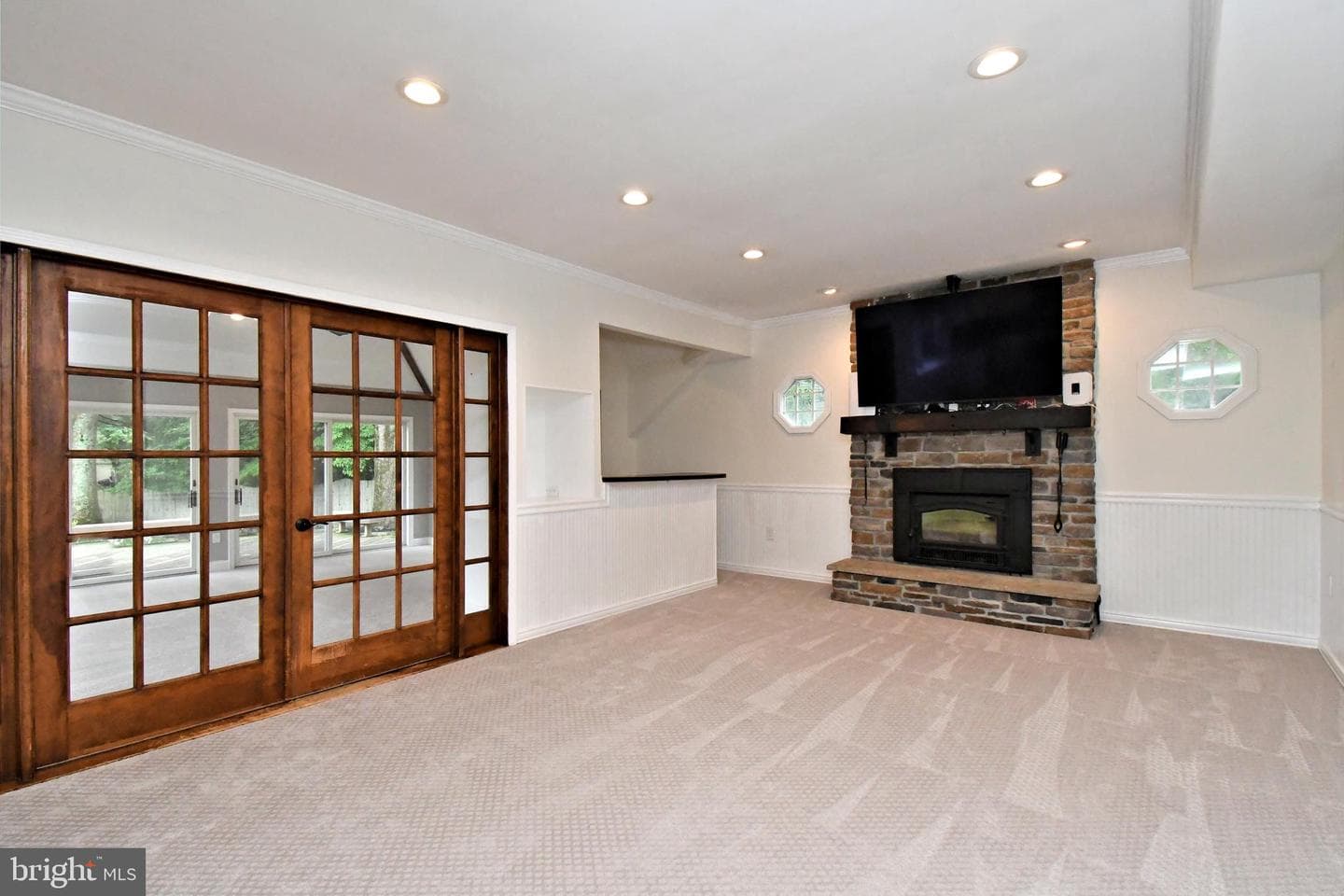 817 Stark Circle photo 26