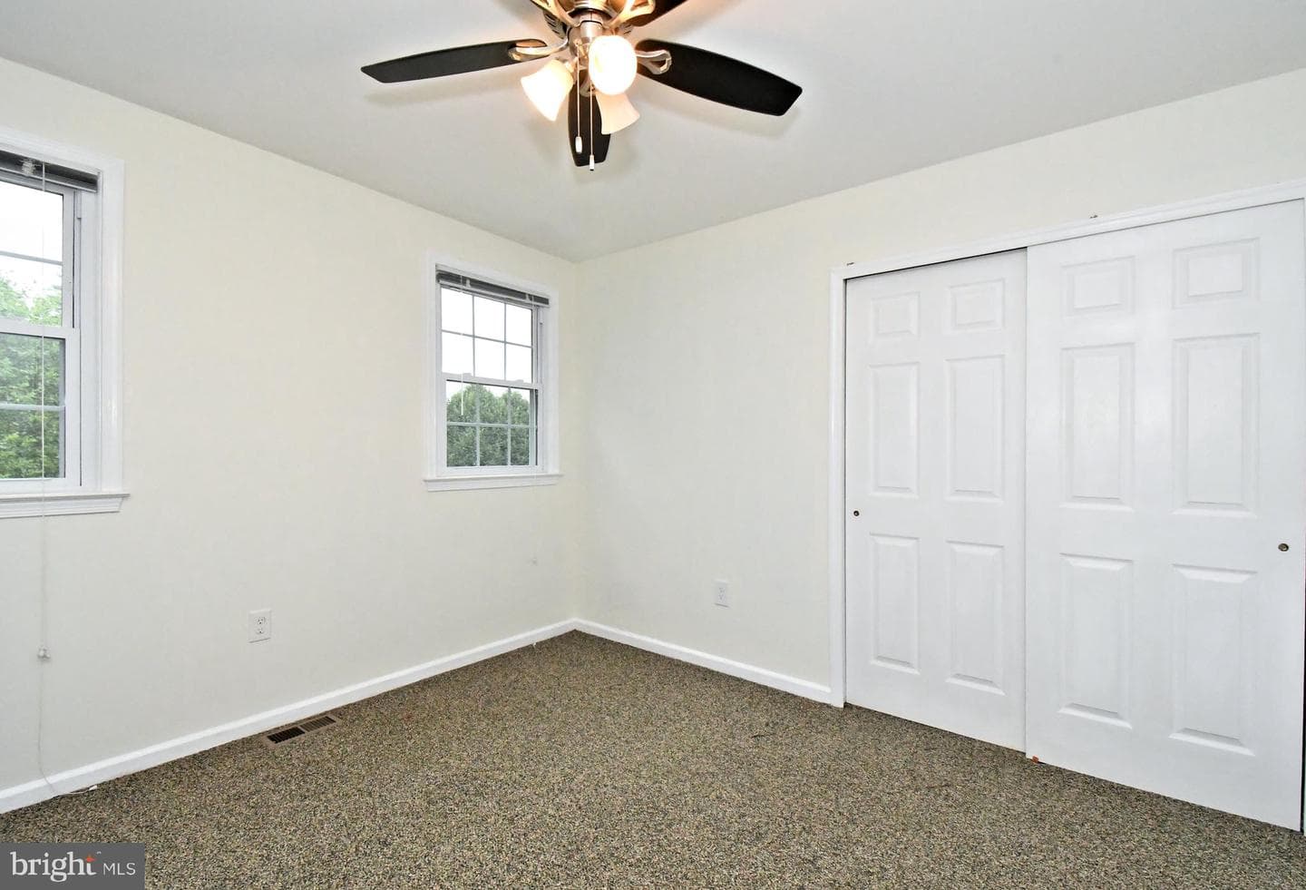 817 Stark Circle photo 38