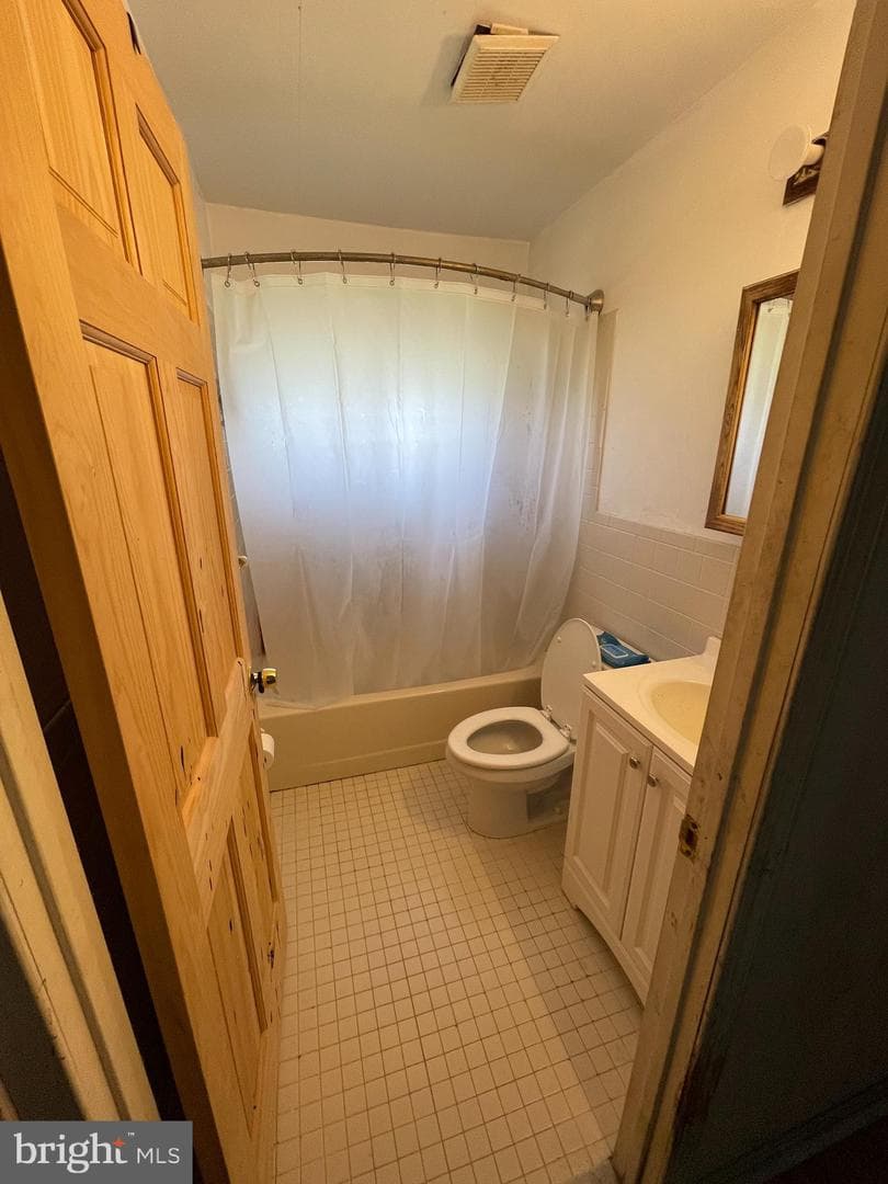 3 Lilac Ln photo 23