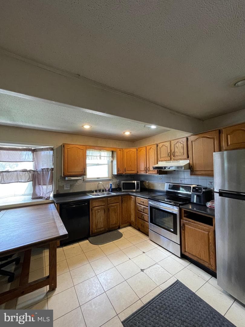 3 Lilac Ln photo 36