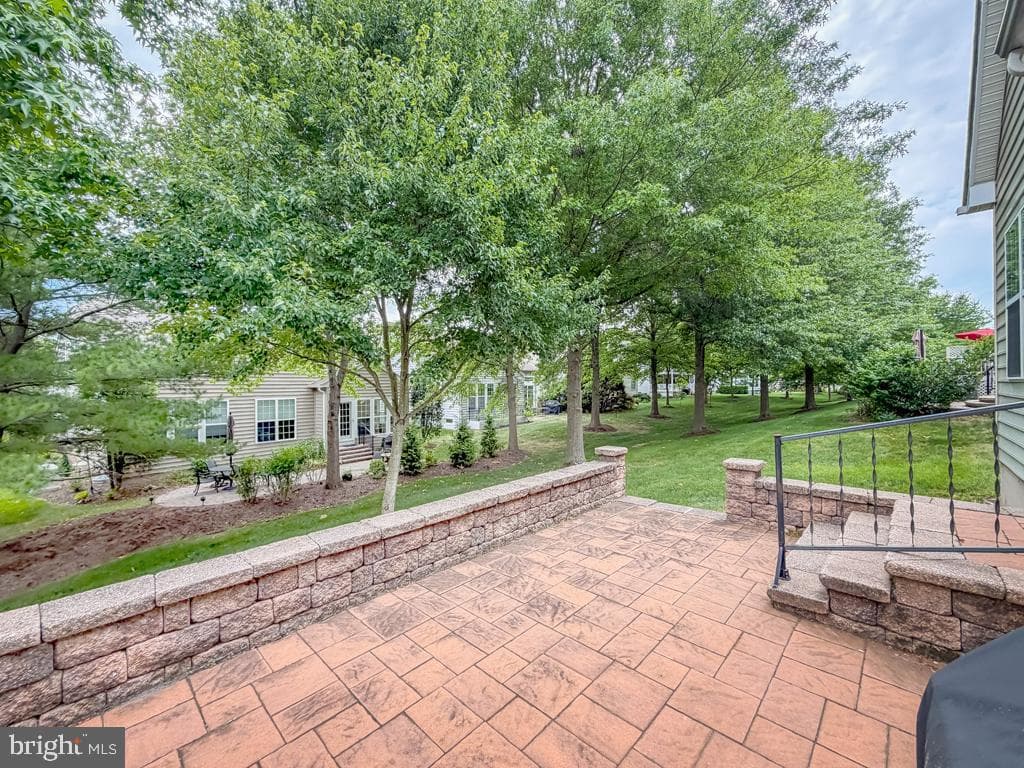 40 Betts Drive photo 39