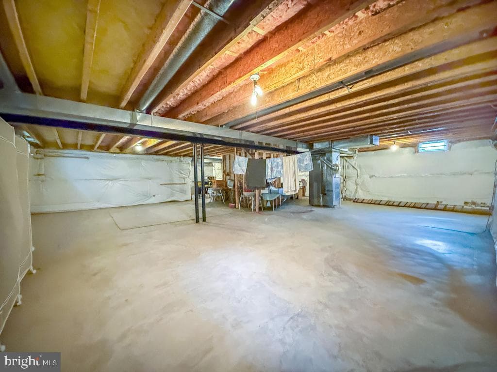 40 Betts Drive photo 44