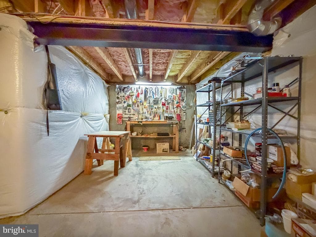 40 Betts Drive photo 46