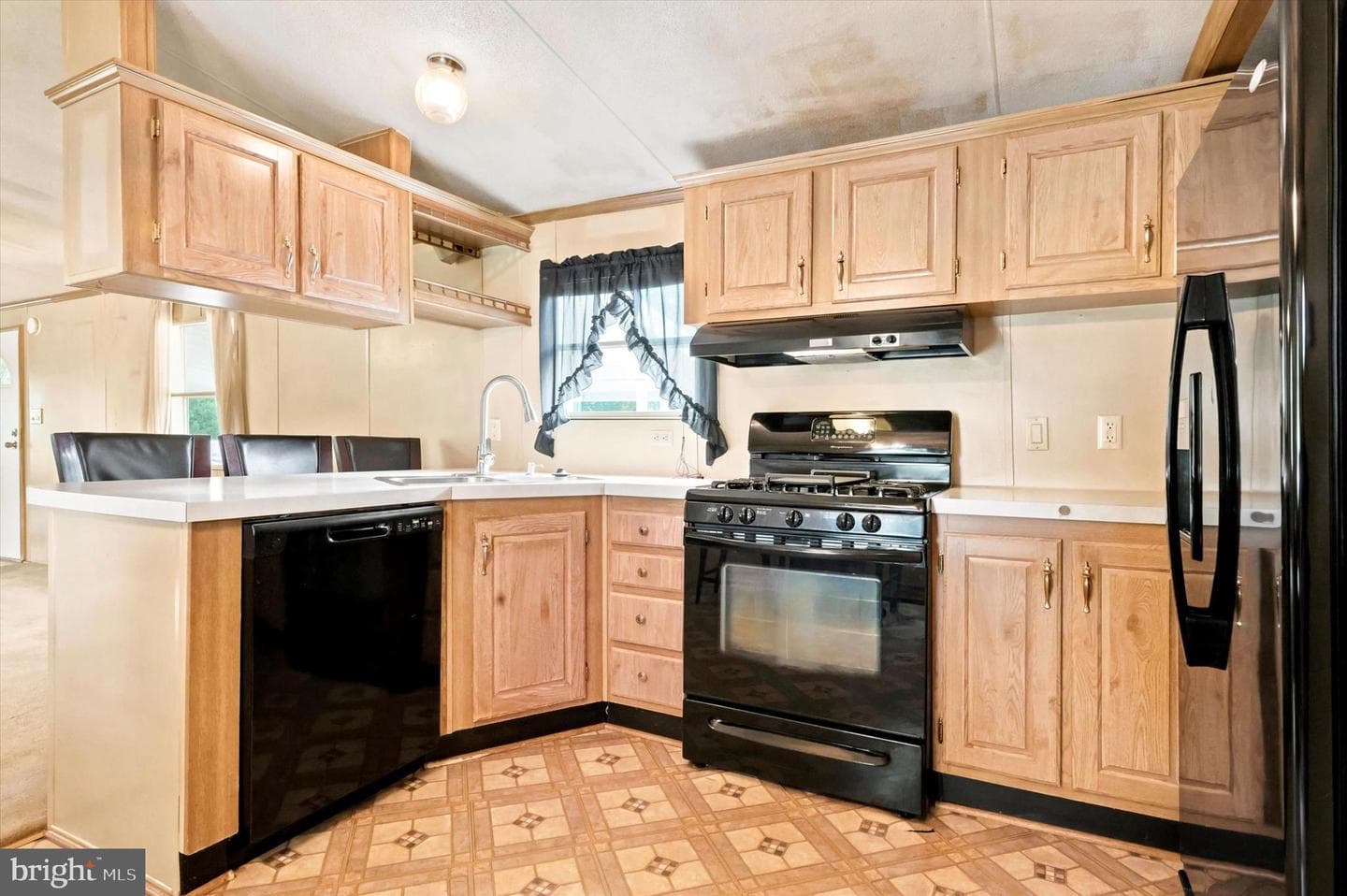 409 Reagan Drive photo 5