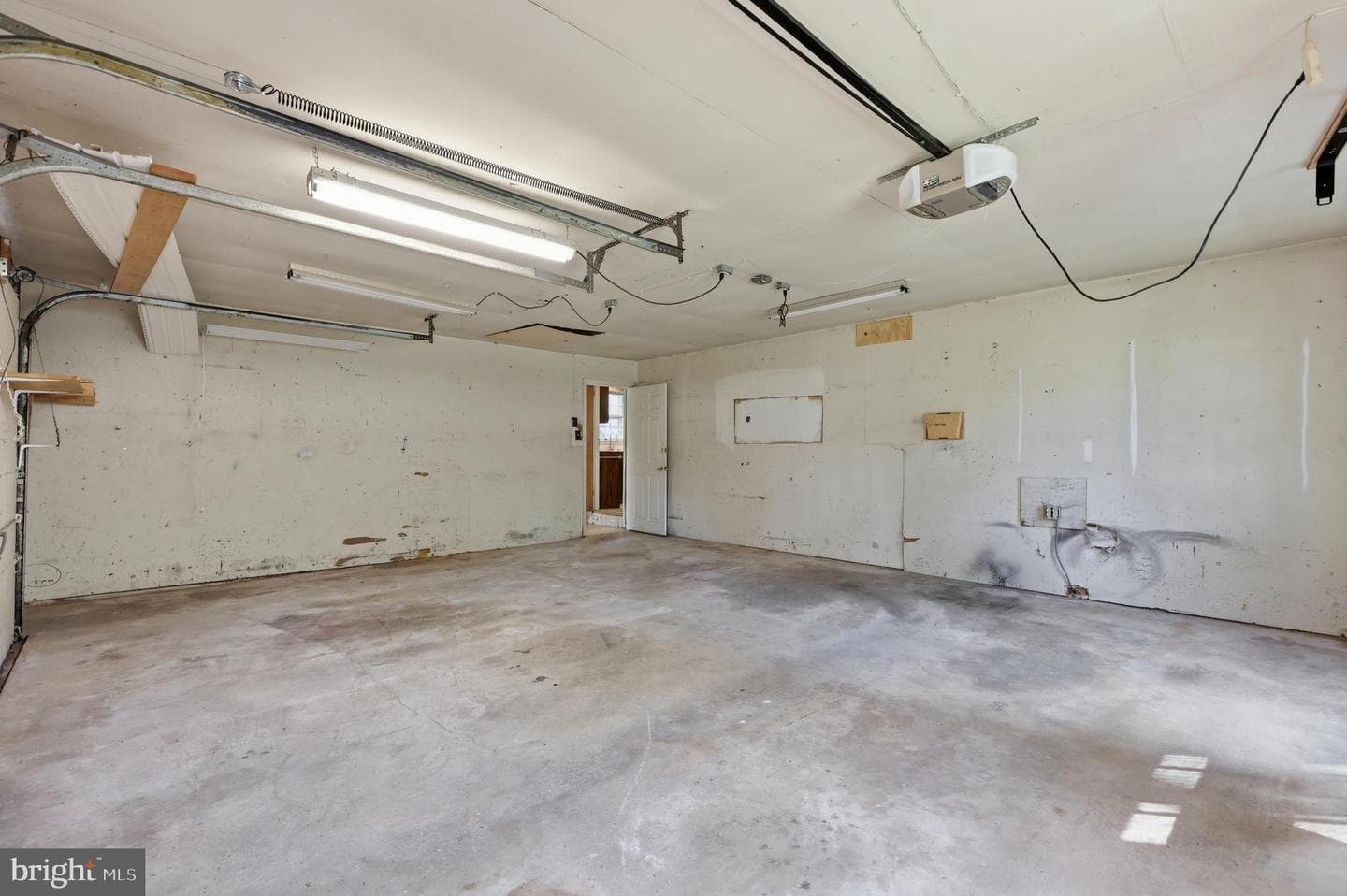 290 Cherry Blossom Drive photo 22