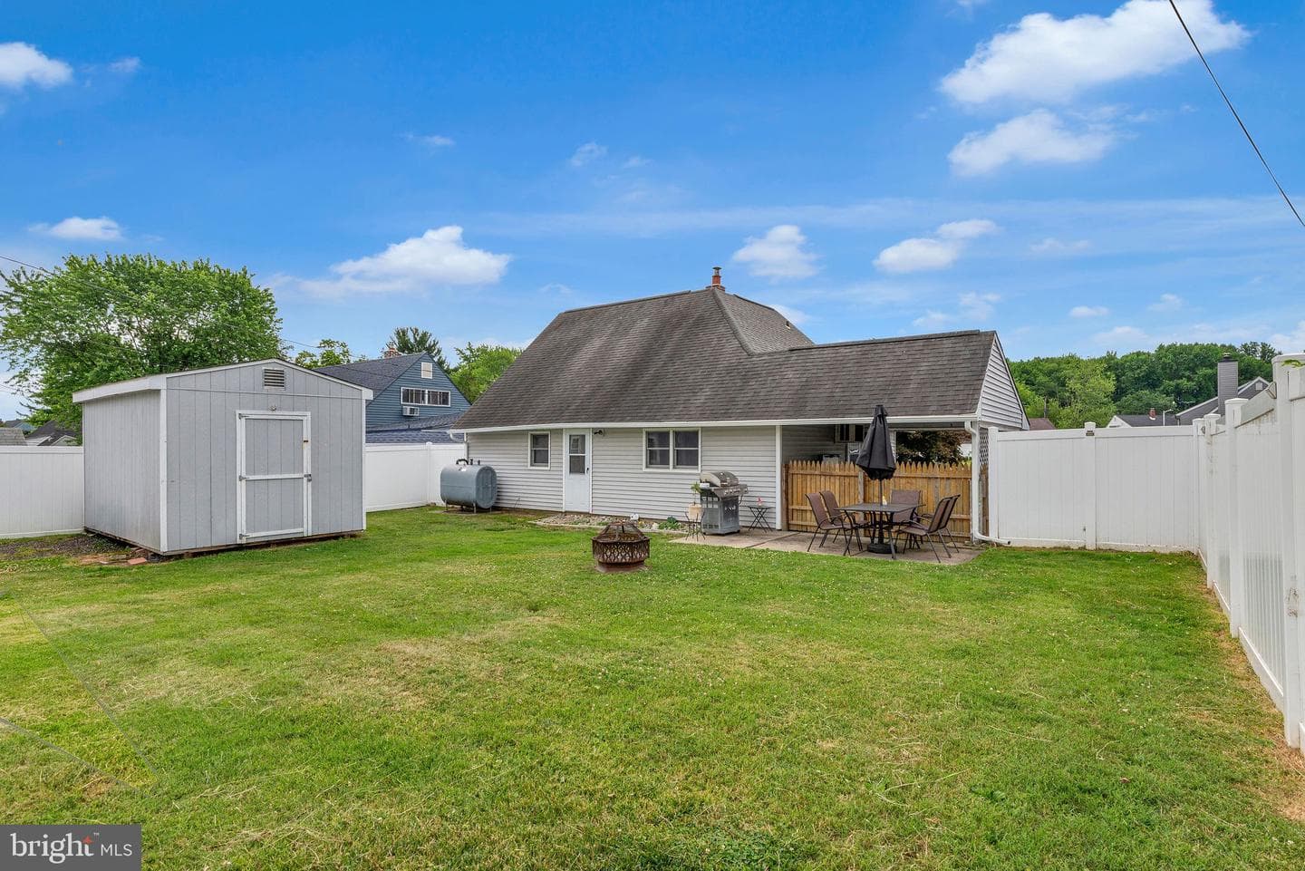 45 Red Cedar Drive photo 25
