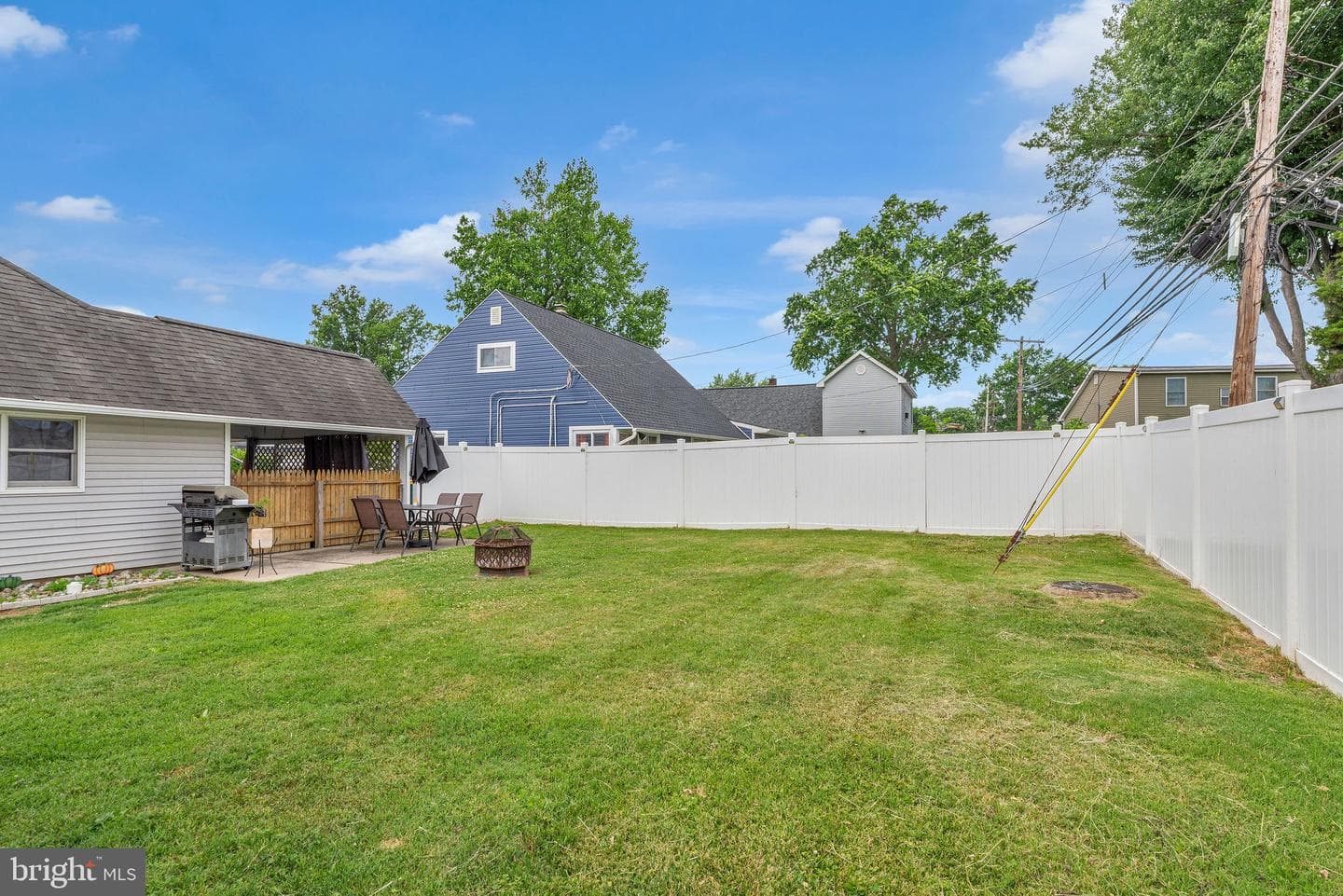45 Red Cedar Drive photo 3