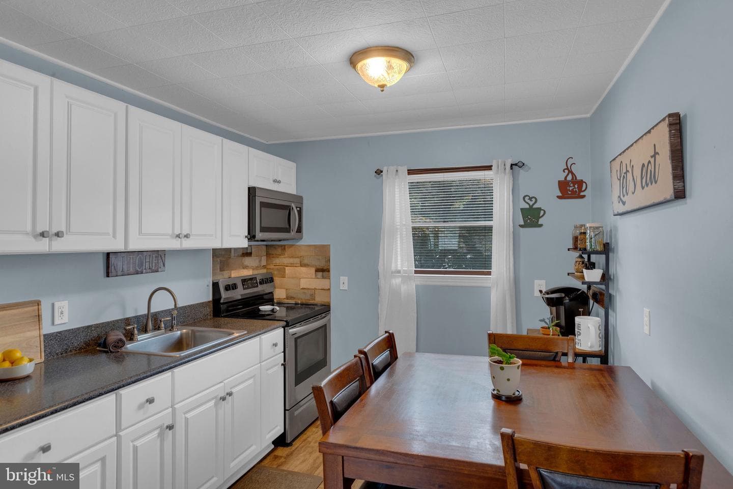 45 Red Cedar Drive photo 5