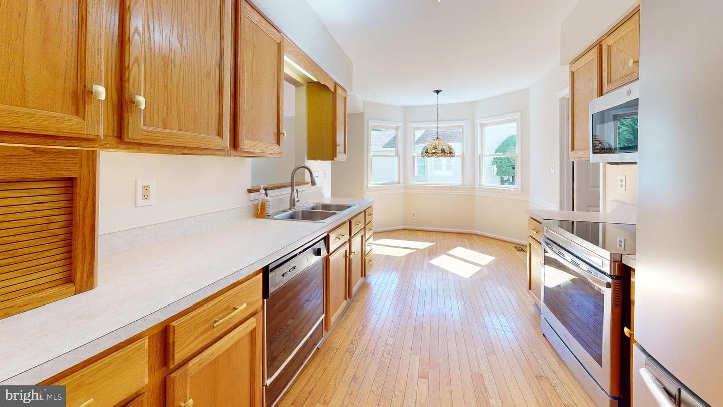 4040 Diane Way photo 10