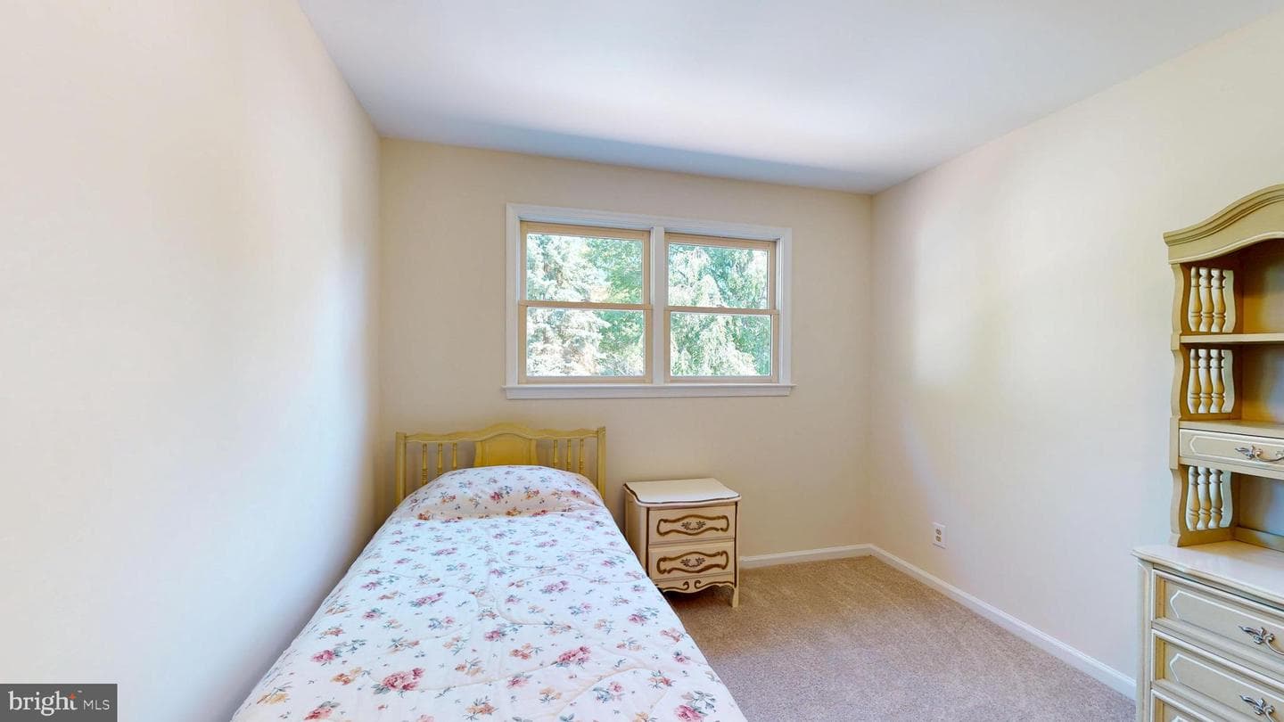 4040 Diane Way photo 37