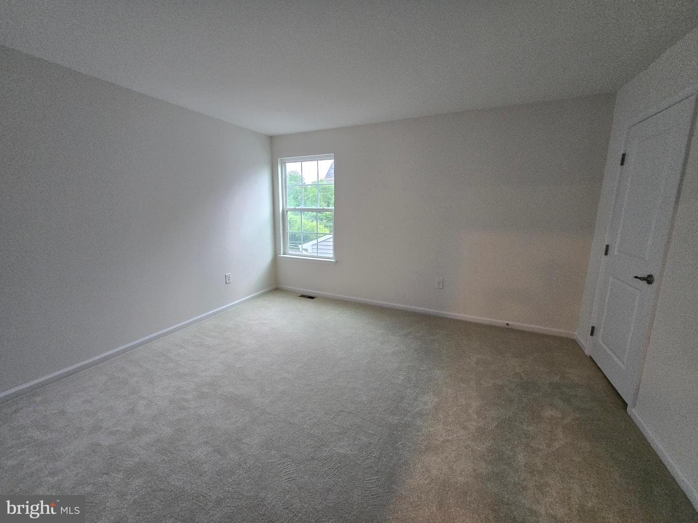 1340 Quakers Way photo 31