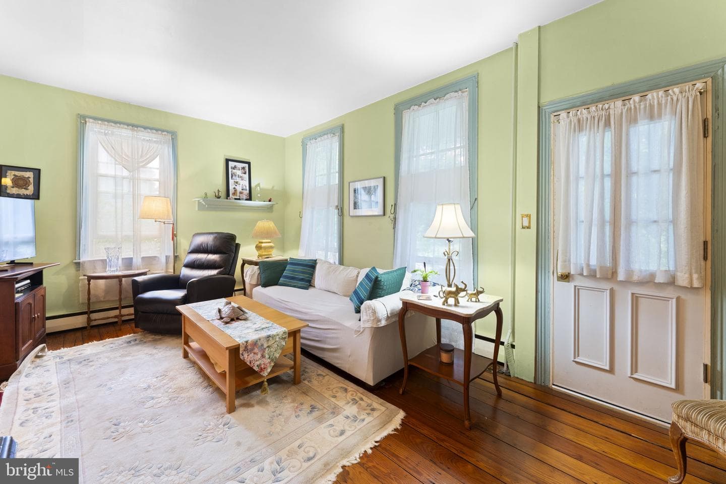 9039 Easton Road photo 3