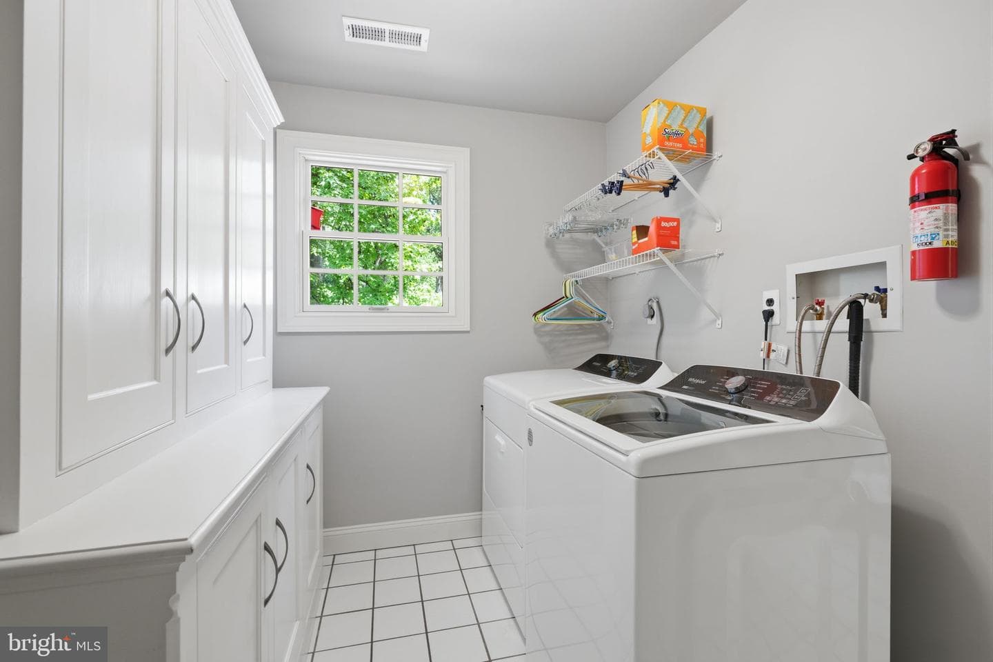 275 Aspen Road photo 17