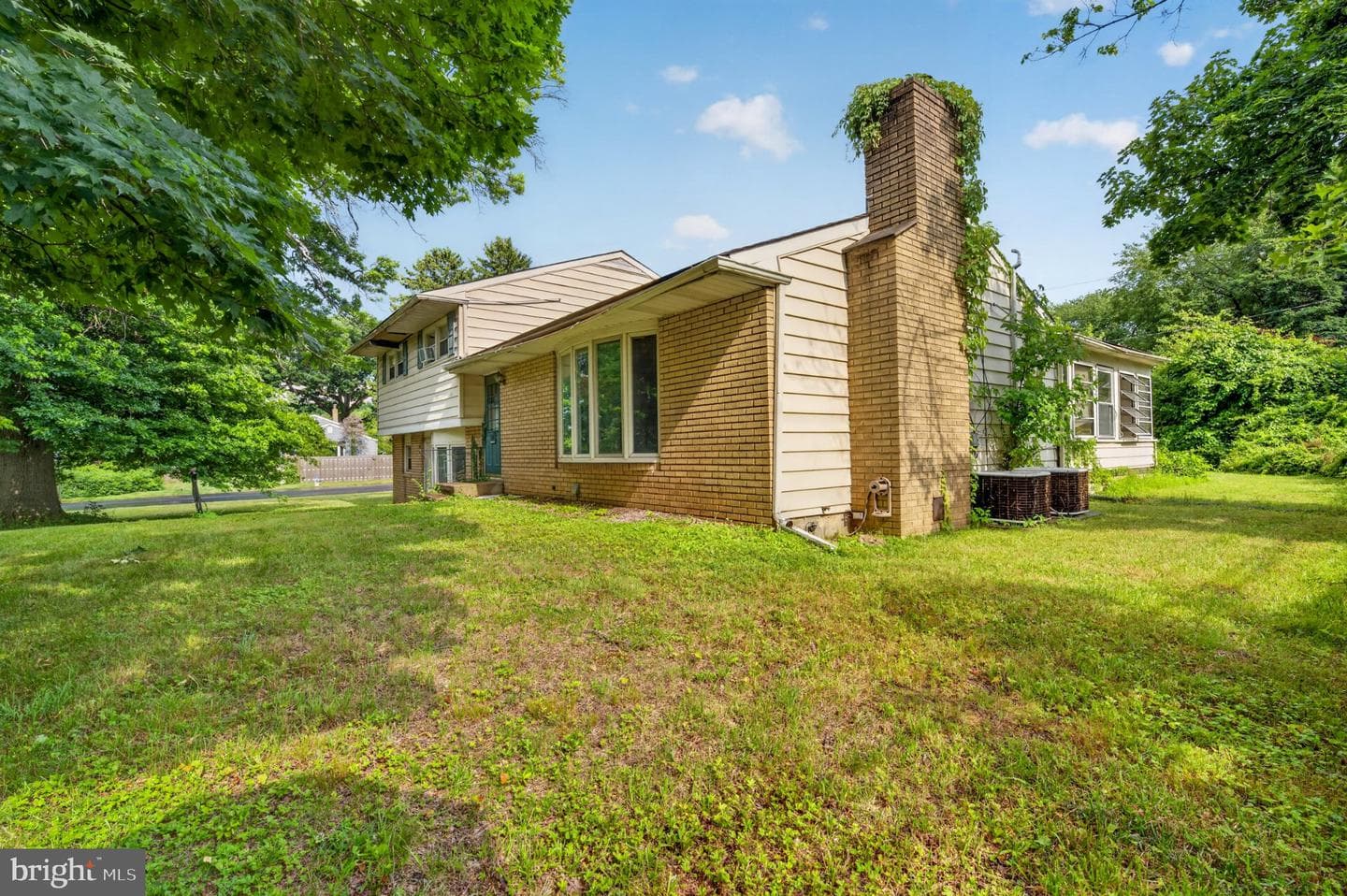 933 Big Oak Road photo 3
