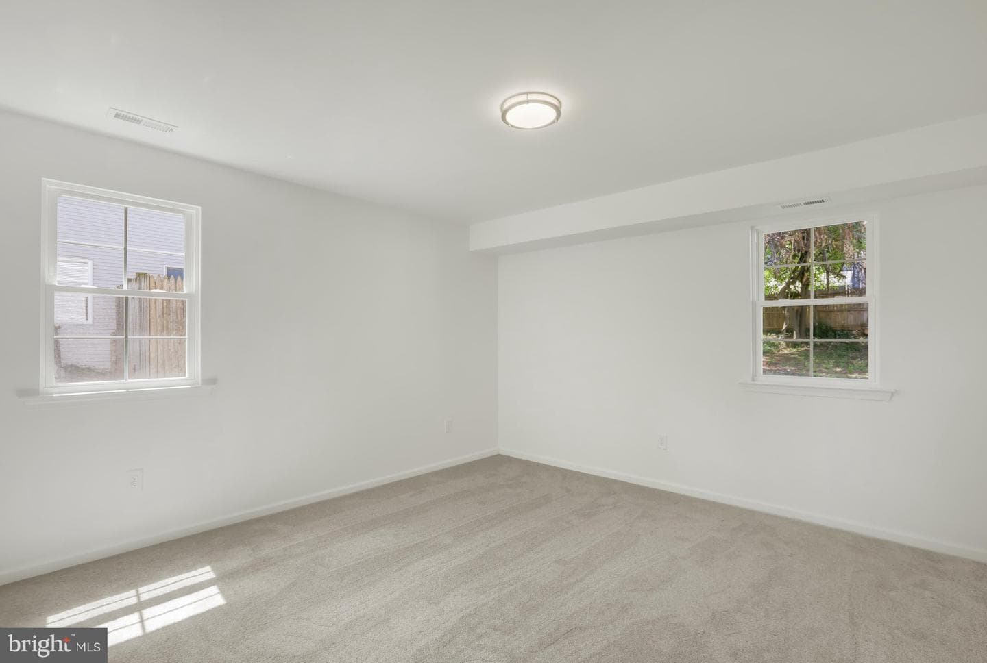 3032 Gilbert Drive photo 17