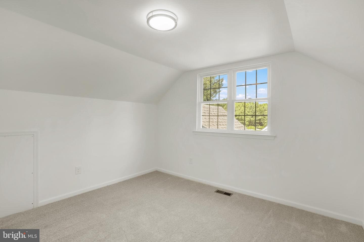 3032 Gilbert Drive photo 21