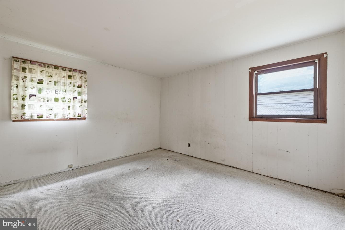 563 Wilk Drive photo 10