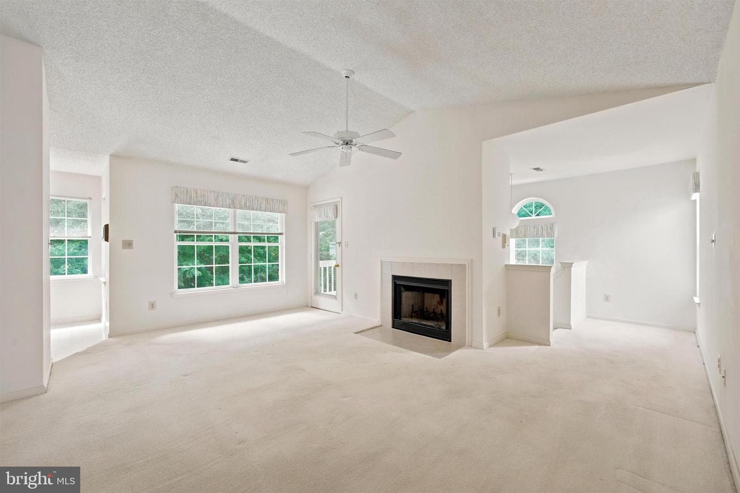 1652 Covington Road photo 4