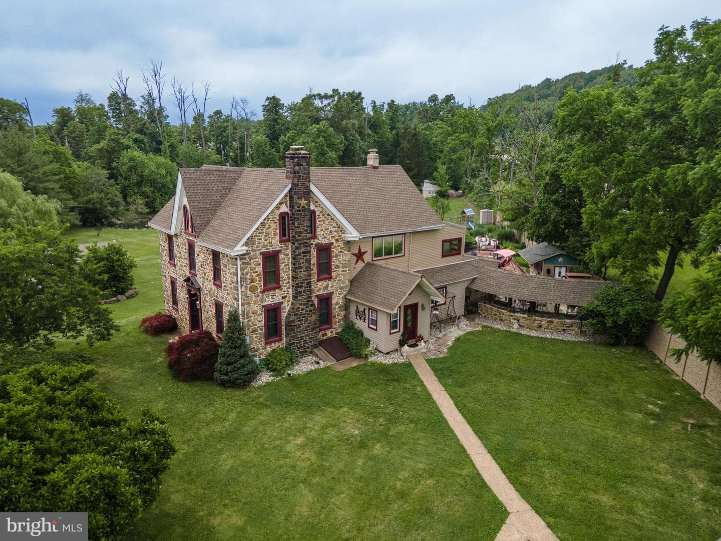 2485 Hieter Road photo 71