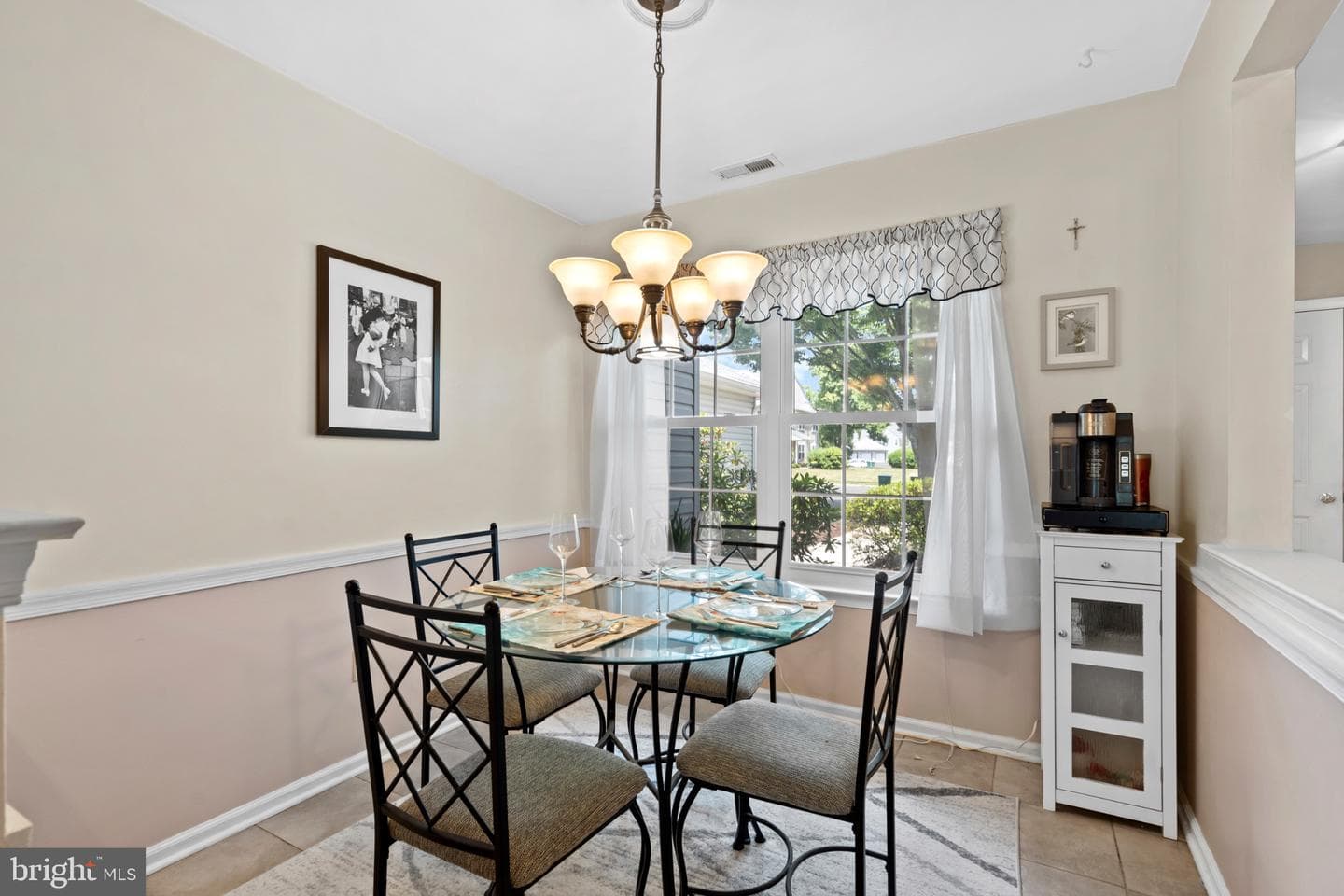 1805 Lynbrooke Drive photo 6
