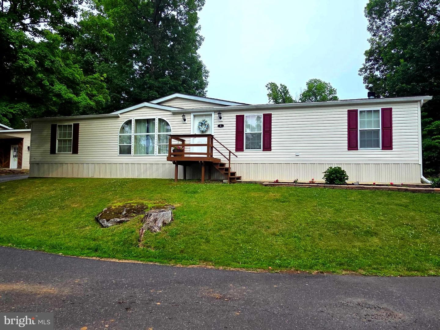 1 Shadywood Drive, Quakertown