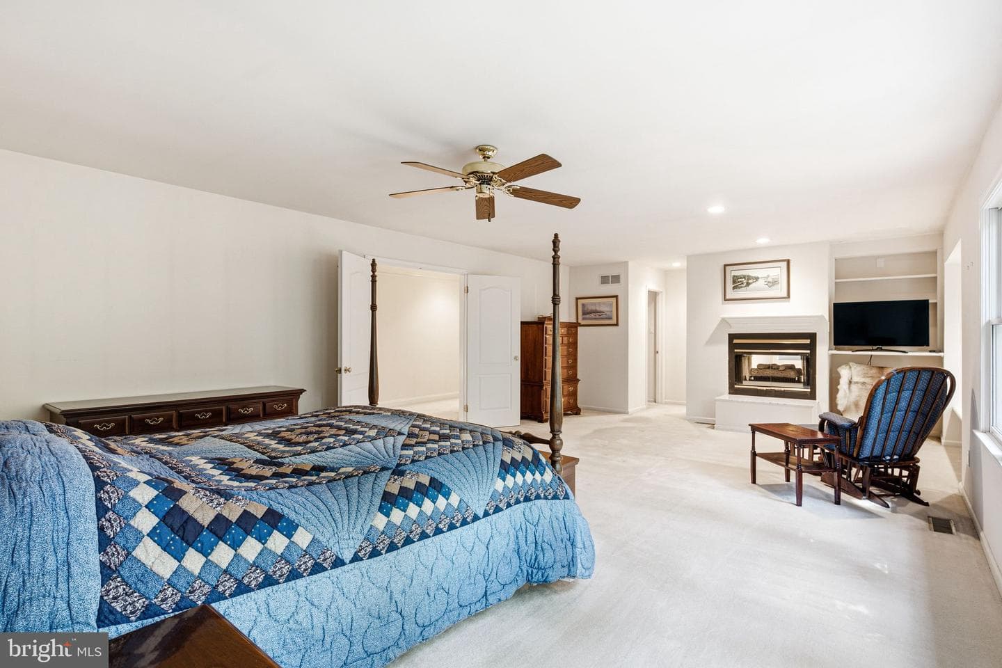 14 Timber Knoll Drive photo 24