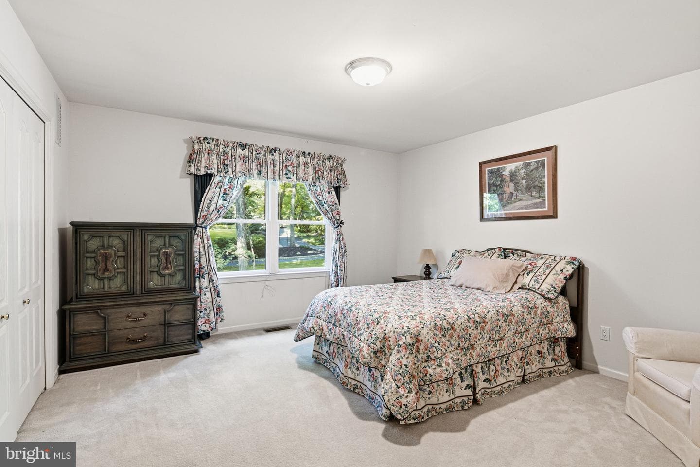 14 Timber Knoll Drive photo 32