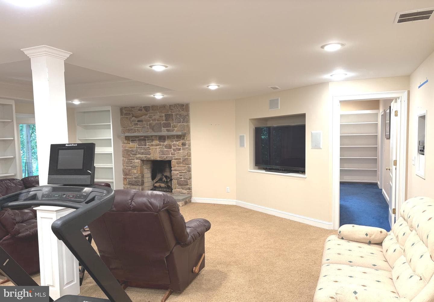 14 Timber Knoll Drive photo 48