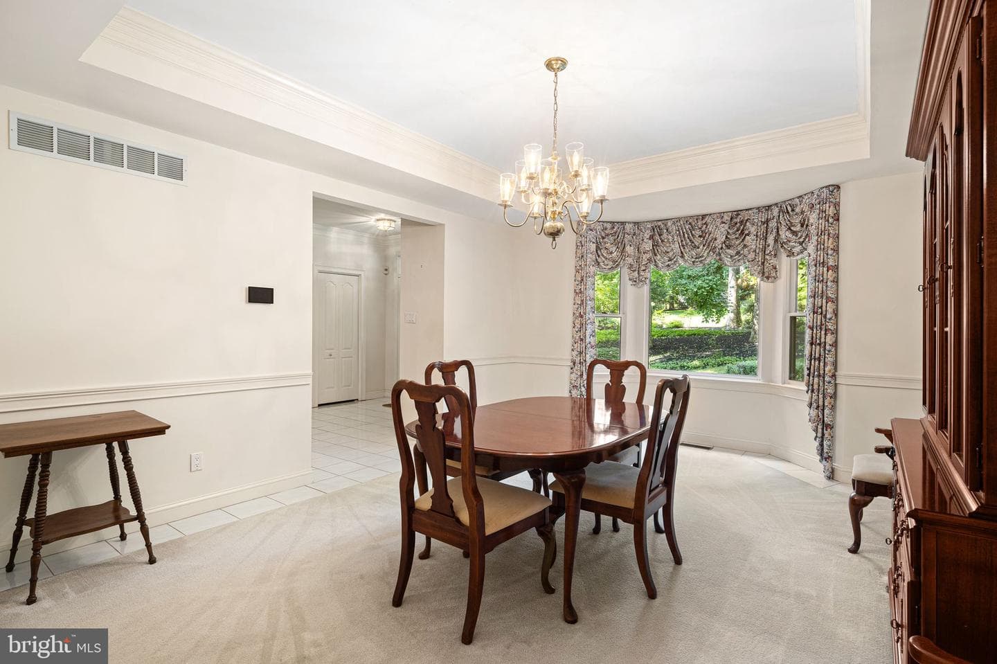 14 Timber Knoll Drive photo 9