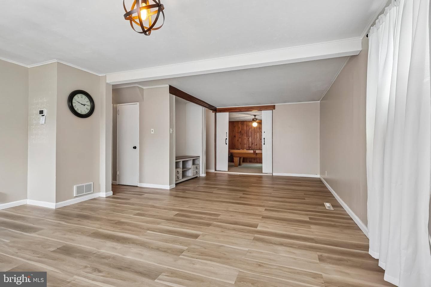 586 Doloro Drive photo 14