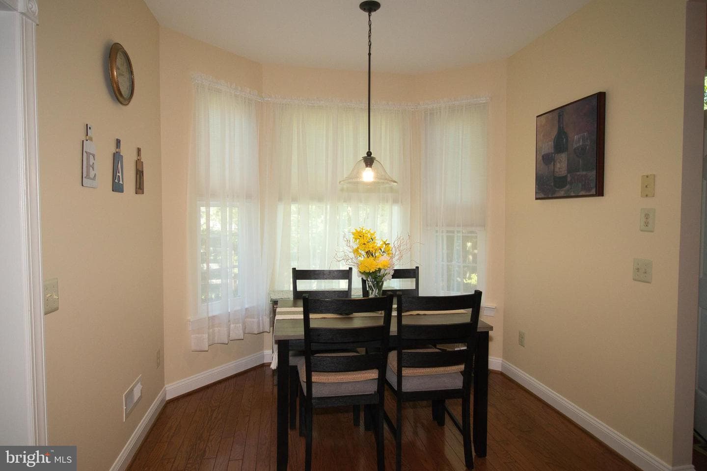 105 Devonshire Way photo 11