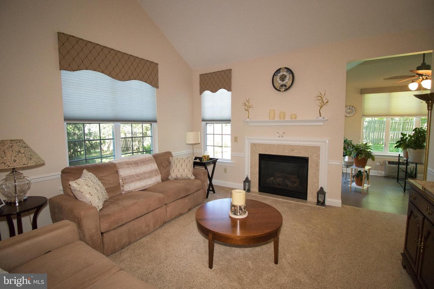 105 Devonshire Way photo 14