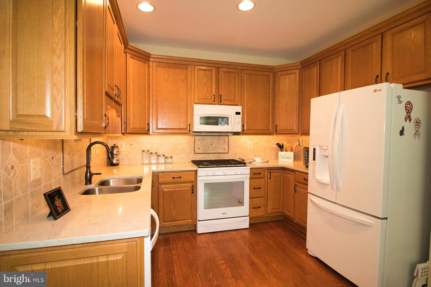 105 Devonshire Way photo 9