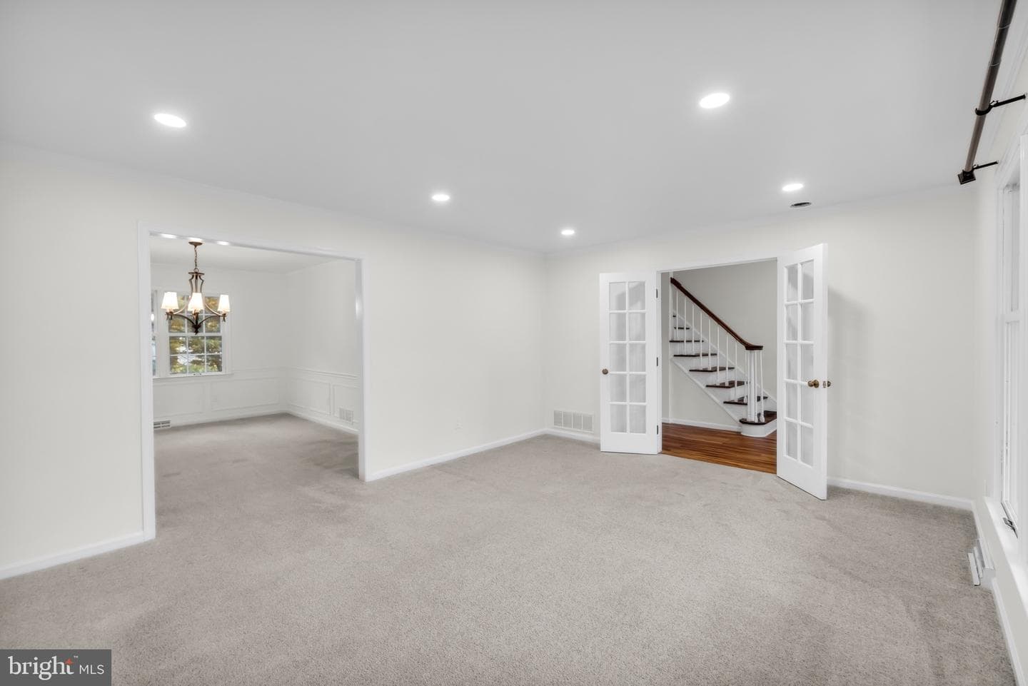 1838 Garden Court photo 17
